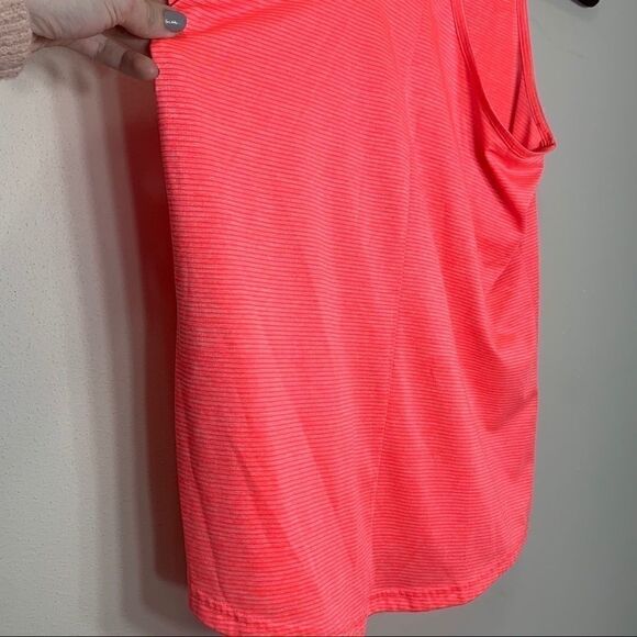 SALE❤️ Adidas coral racer back tank size medium (j1) - Picture 6 of 8